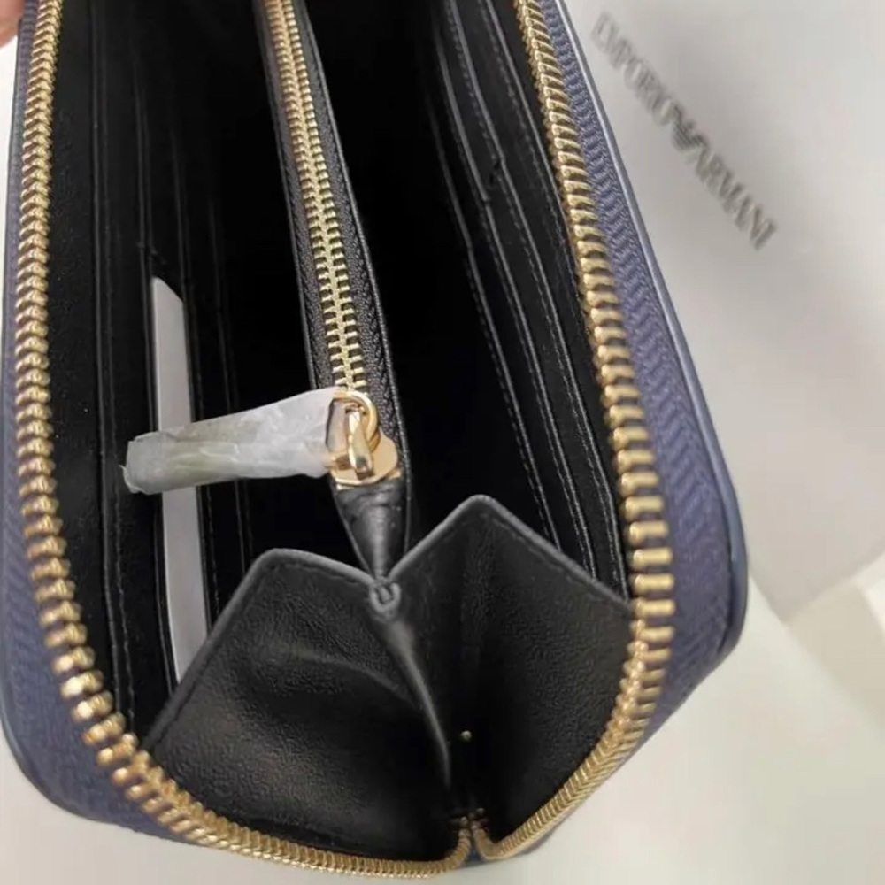 Emporio Armani Cervo Blue/Black‎ Leather Unisex Zip saround Wallet, Y3H171 8AHOC - Picture 7 of 10